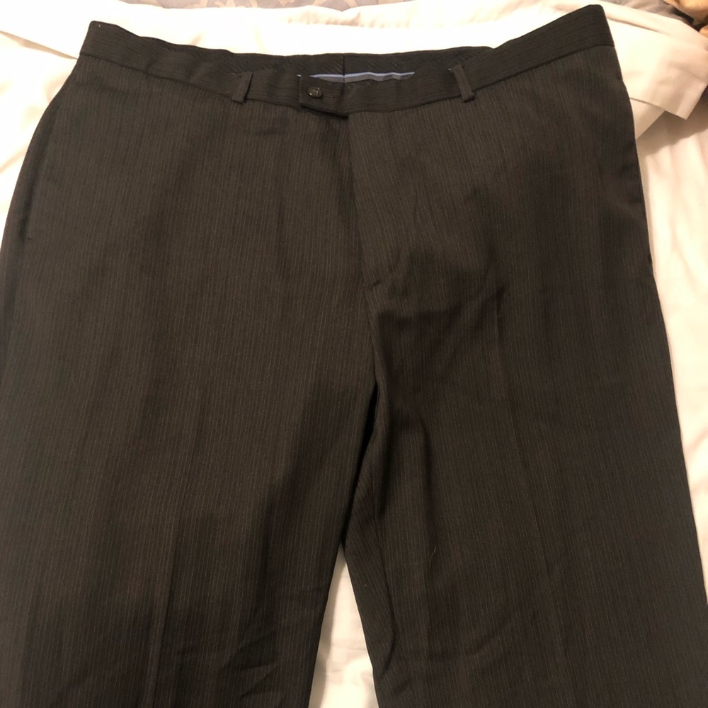 Van Heusen Gray pinstripe dress pants. 40x32